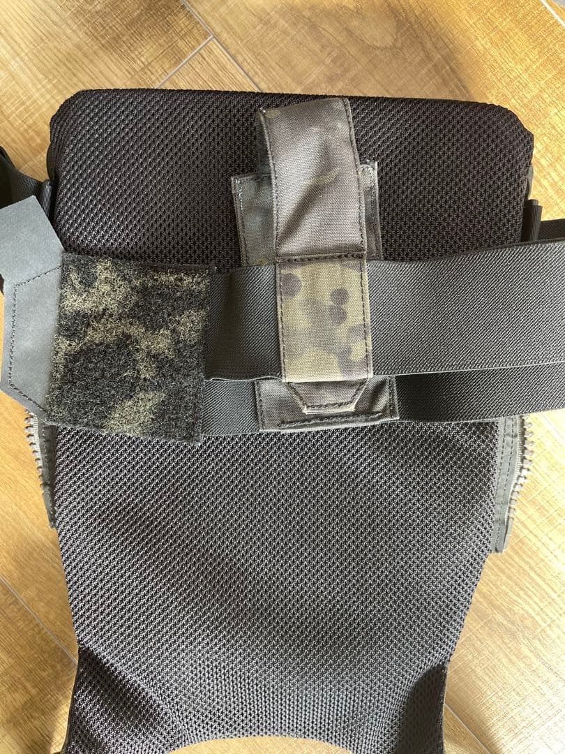 x115xTAYLOR P15 プレートキャリア マルチカムブラック