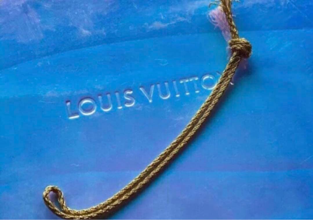 LOUIS VUITTON ヴィヴィエンヌ　オーナメントチャーム ホルダー