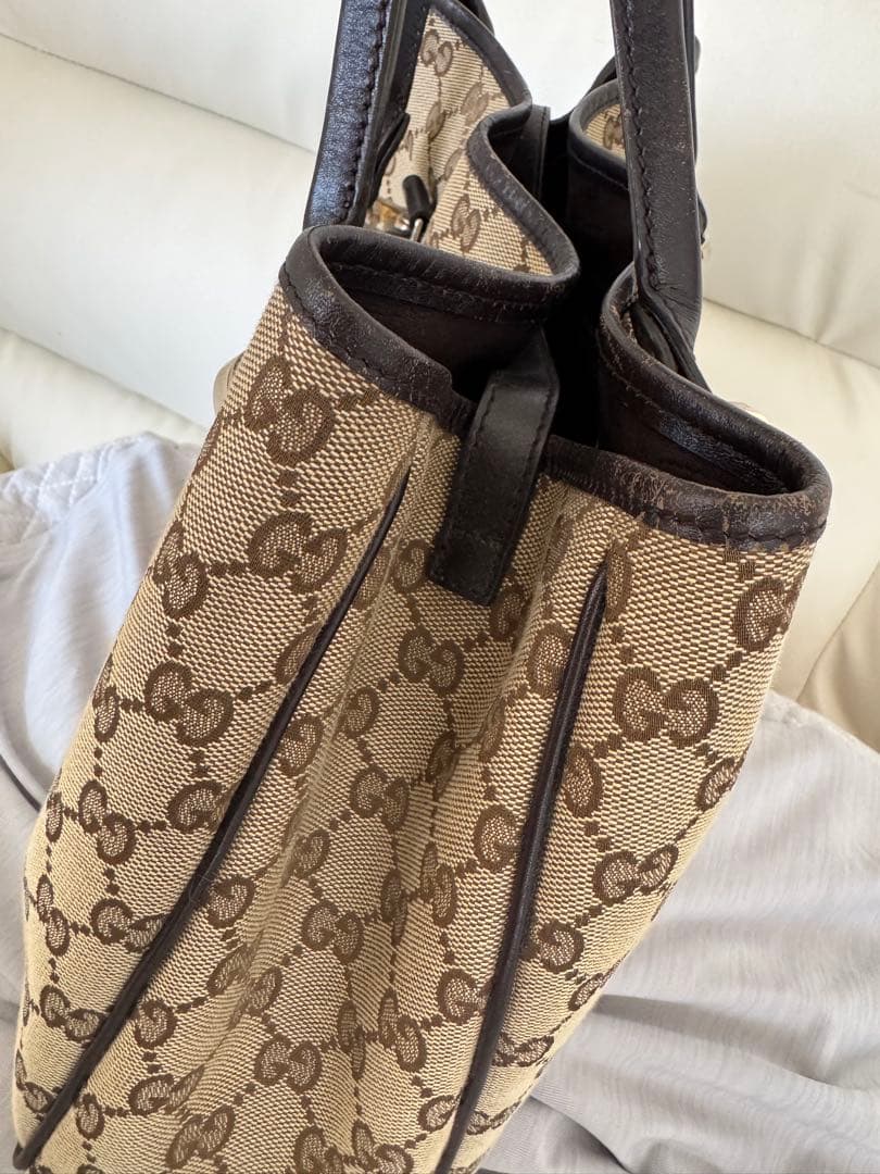 Gucci ロゴパターン ショルダーバッグ