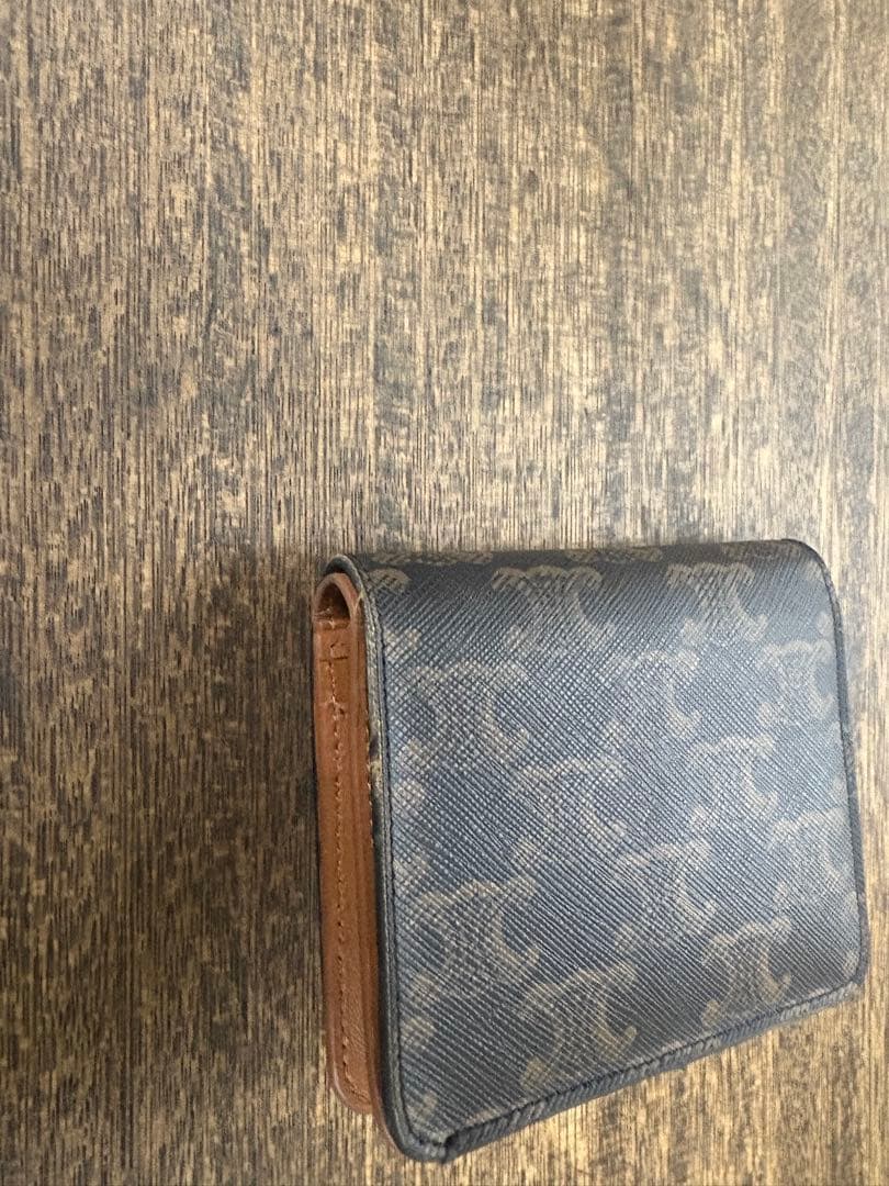 Celine 二つ折り財布 ブラック