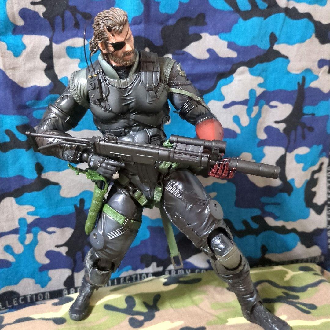 プレイアーツ改 メタルギアソリッド５ ヴェノムスネーク(中古品•ブリスター破損)