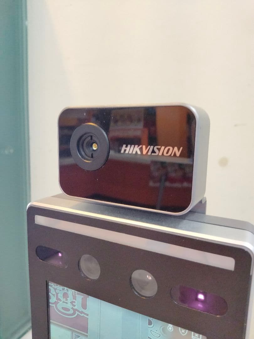 AI顔認証機能タブレット型　サーマルカメラ