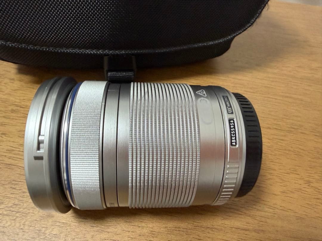 OLYMPUS PEN Lite E-PL7 【ショット数1982回】美品 白