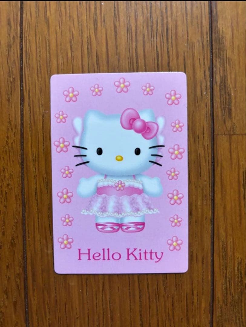 d*9様 ハローキティ コレクターズカード 60枚 アルバム一冊