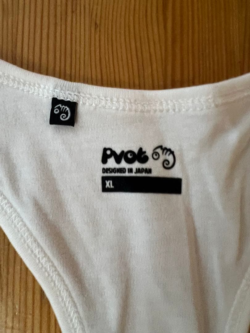 PVOT タンクトップ　3枚セット