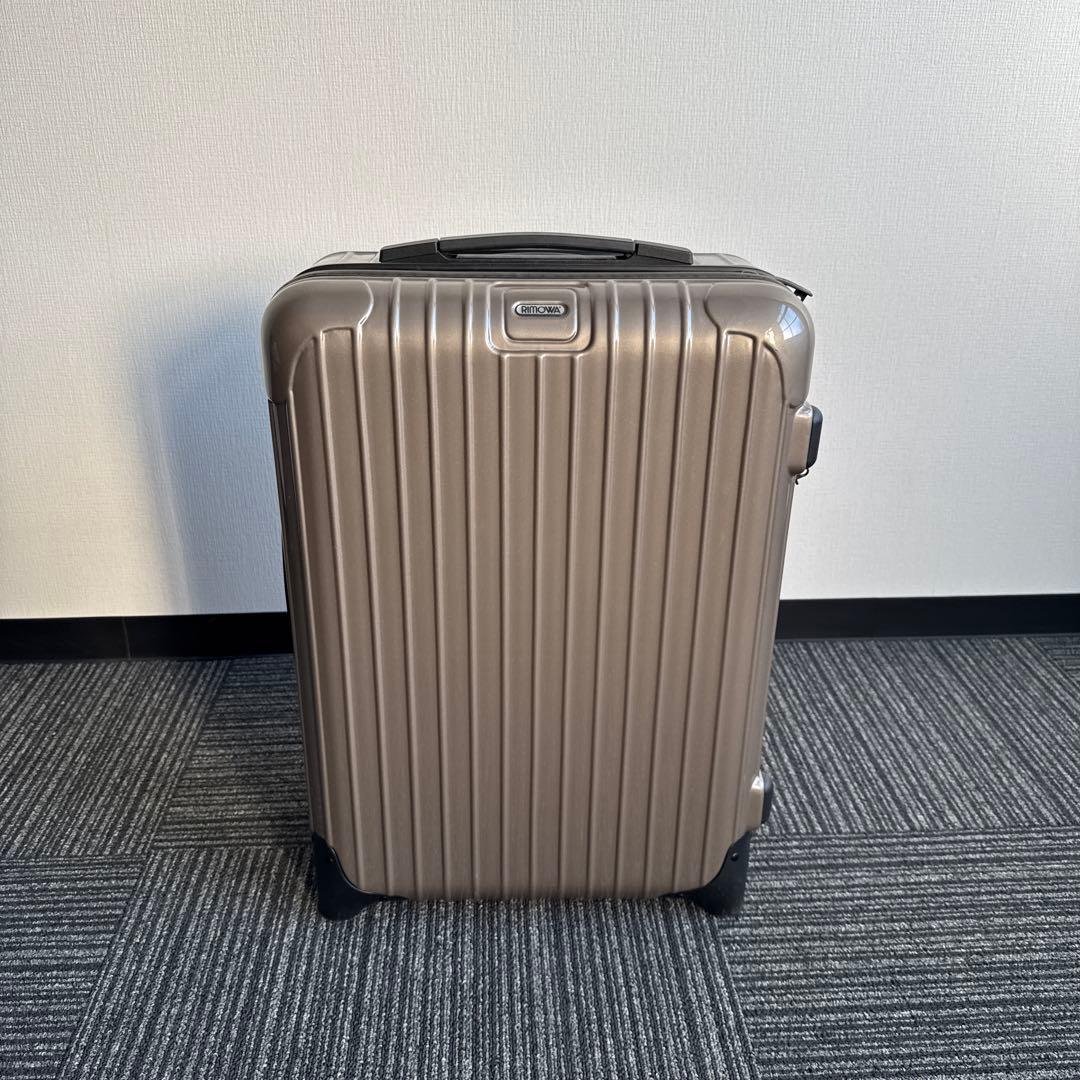 リモワ　スーツケース　32リットル