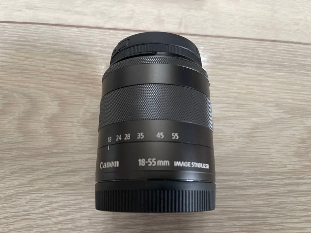 Canon EOS M ミラーレス一眼カメラ　ズームレンズ付き【ジャンク品】