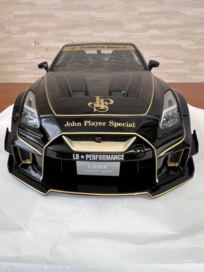 No68 ミニカー1/18箱ありLB-Silhouette 35GT-RR