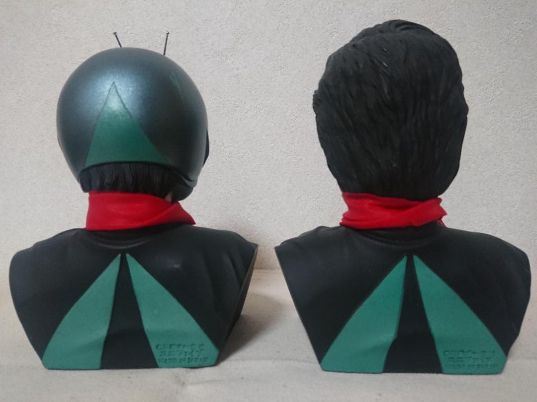 仮面ライダー と 本郷猛 のフィギュア