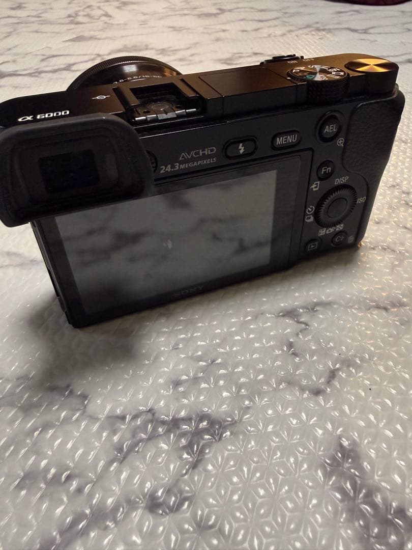 SONY α6000 ダブルズームレンズキット（ILCE-6000Y B）