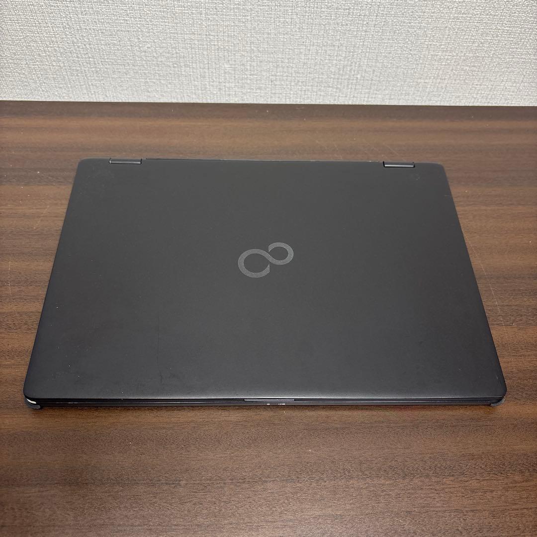 タッチペン付き！超軽量＆超高性能富士通製13.3インチ2in1モバイルPC！