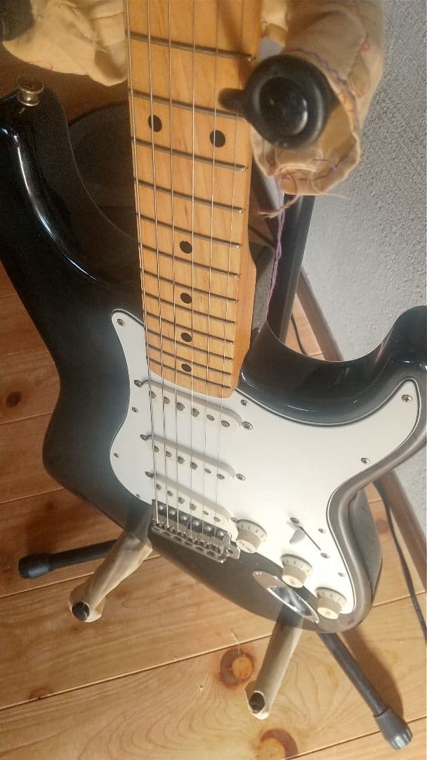 Fender　Japan　Oシリアルストラトキャスター