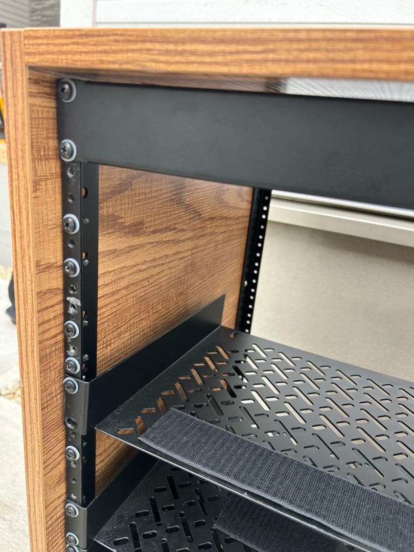 木目調 × スチール製 オーディオラック／AV機器ラック／ラック　キャスター付き