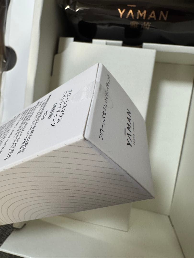 YAMAN 美顔器 フローレスセラム付き bloom6