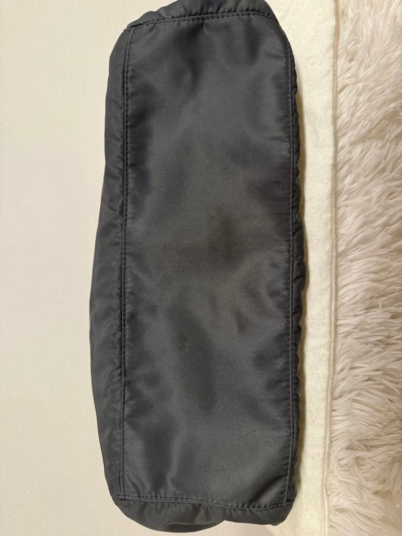 PRADAナイロン ショルダーバッグ グレー