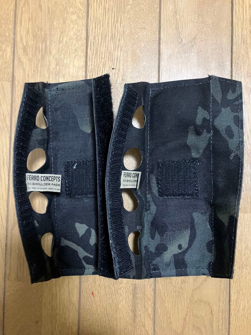 【実物】FERRO CONCEPTS 迷彩ショルダーパッド