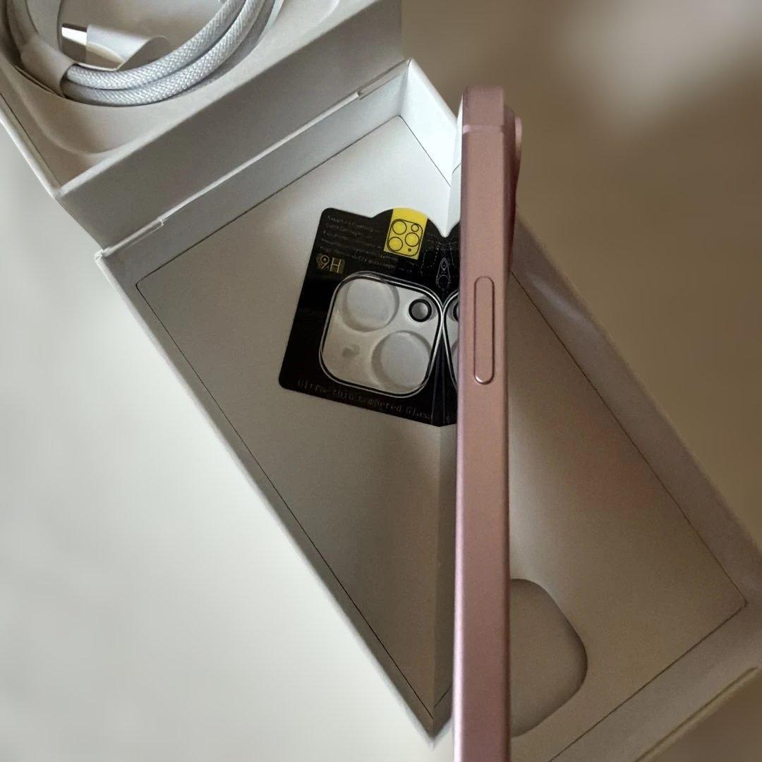 iPhone15 128GB おまけ付き　ピンク
