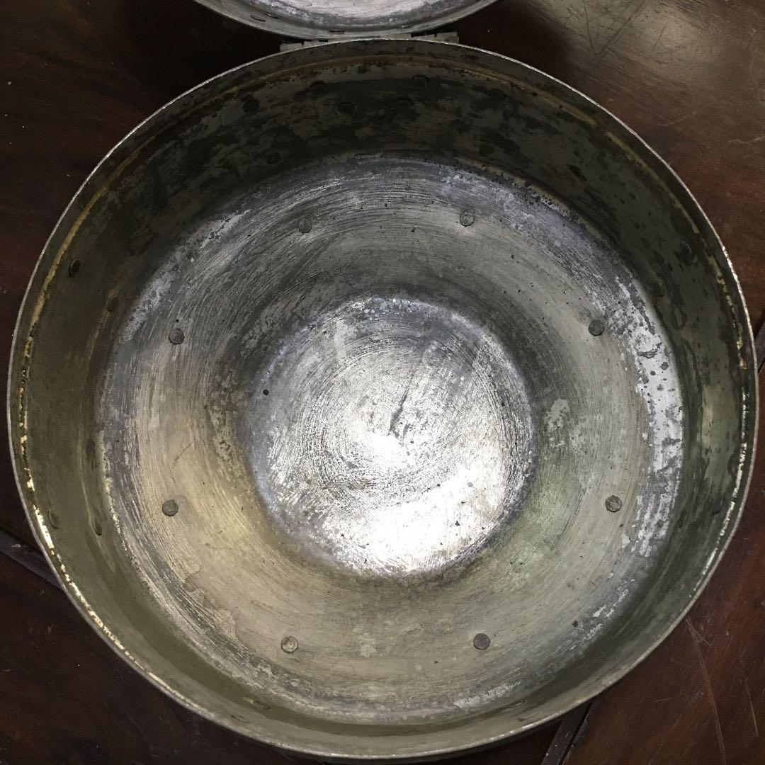 アンティークの銅製金庫