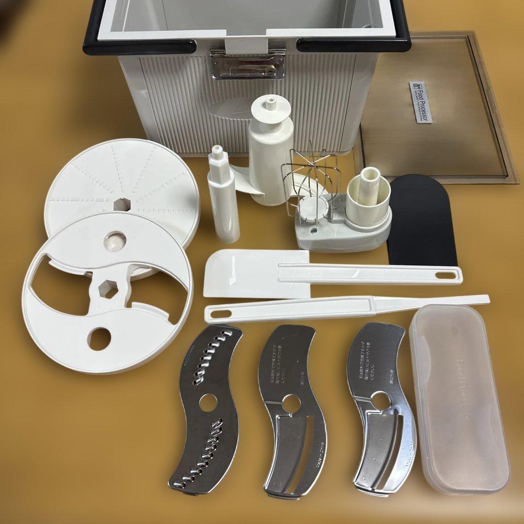 2022年製 Amway フードプロセッサー 各種アタッチメント・説明書付き