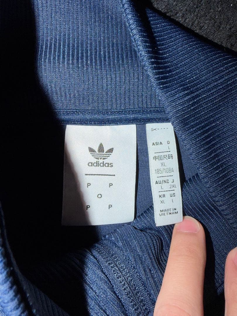 adidas × POP TRADING COMPANY セットアップ