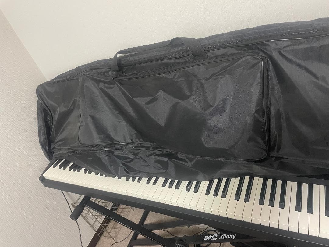 2020年式Roland FP-10 ソフトケースとスタンド付88鍵 電子ピアノ