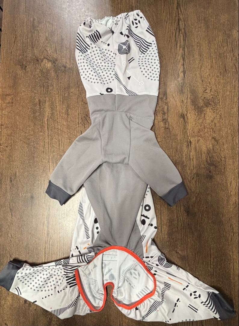 S*O様 アルファアイコンドッグガードクール4L（股の部分カットあります） ほつ