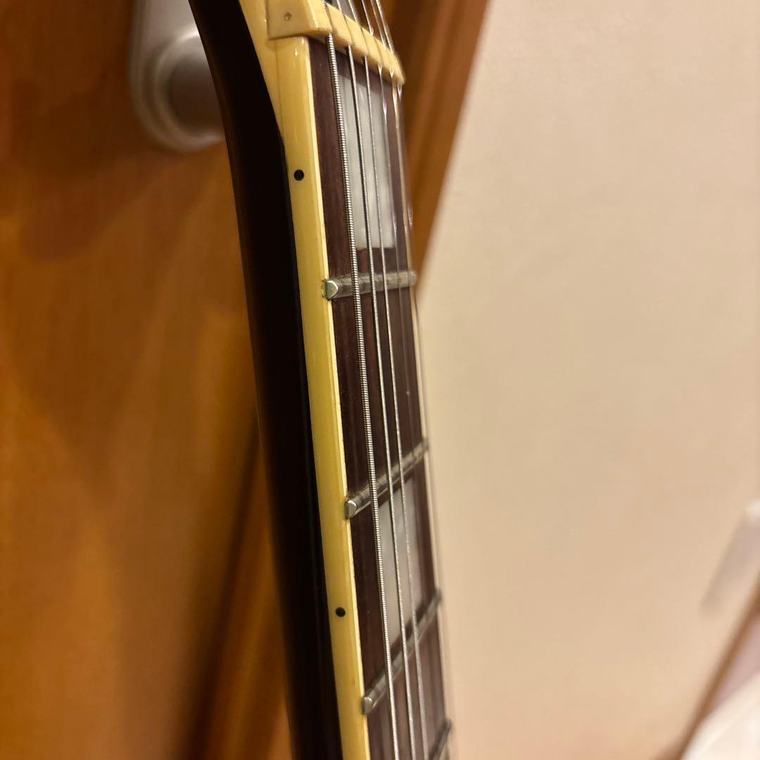 希少“ぼっちざろっく” BLITZ Les Paul タイプのゴールドパーツ仕様