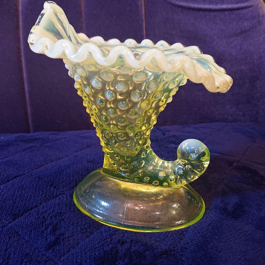 美品☆フェントン、ヴァセリンガラス、イエローオパールセント、ベース