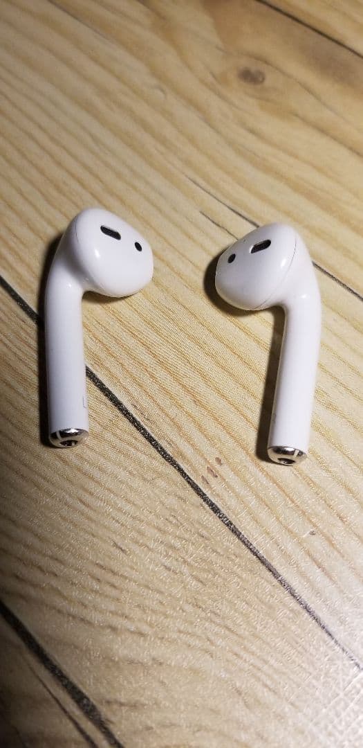 イヤホン Airpods 1 (1523vs1522)