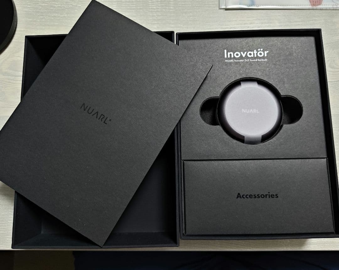 NUARL Inovator ブラックスターライト