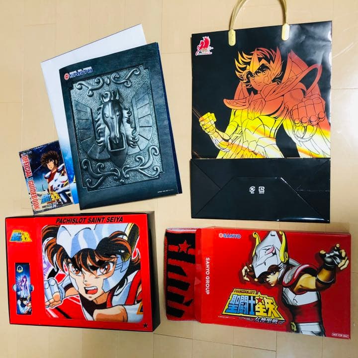 聖闘士星矢タオル　ゴルフボール　袋　パンフレット