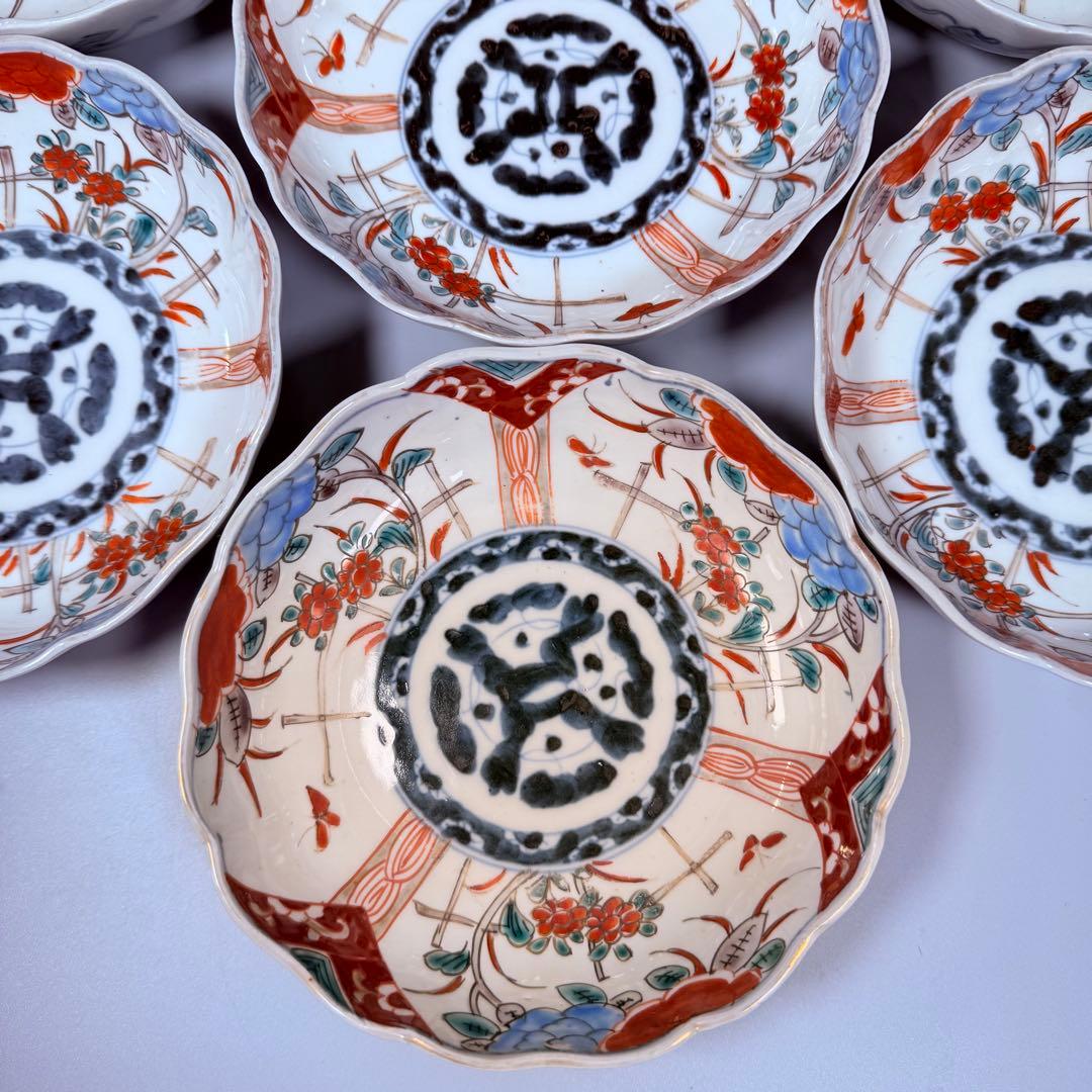 江戸期　古伊万里　染錦花蝶図膾皿　七客　なます皿　古器を楽しむ　料理屋　収集家