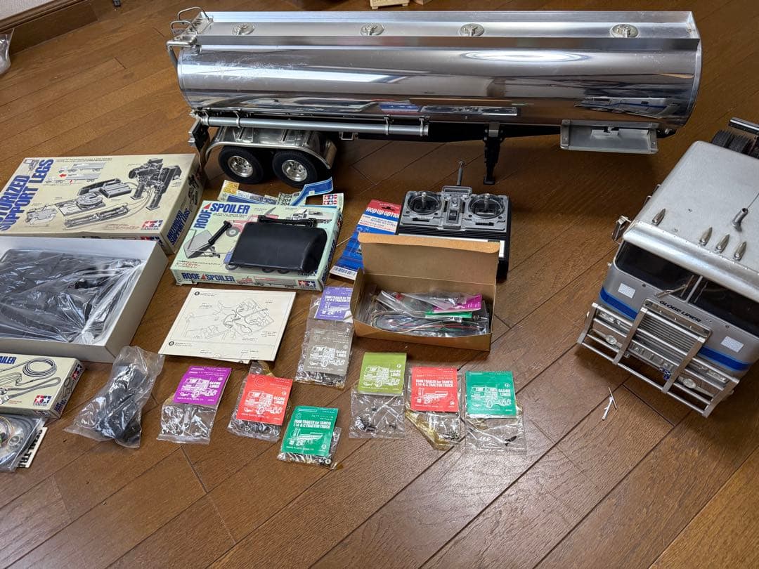 -*-様 タミヤRC　グローブライナー タンクトレーラー ラジコン