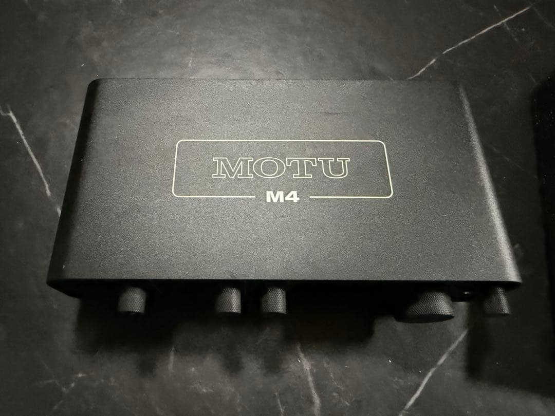 た*ふ様 オーディオインターフェイス MOTU M4