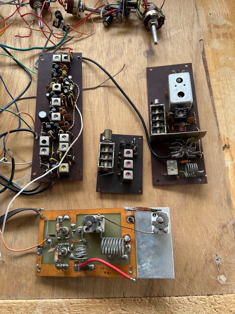 ジャンク　ICOM 井上電機　50MHz IC-71 予備基板付き