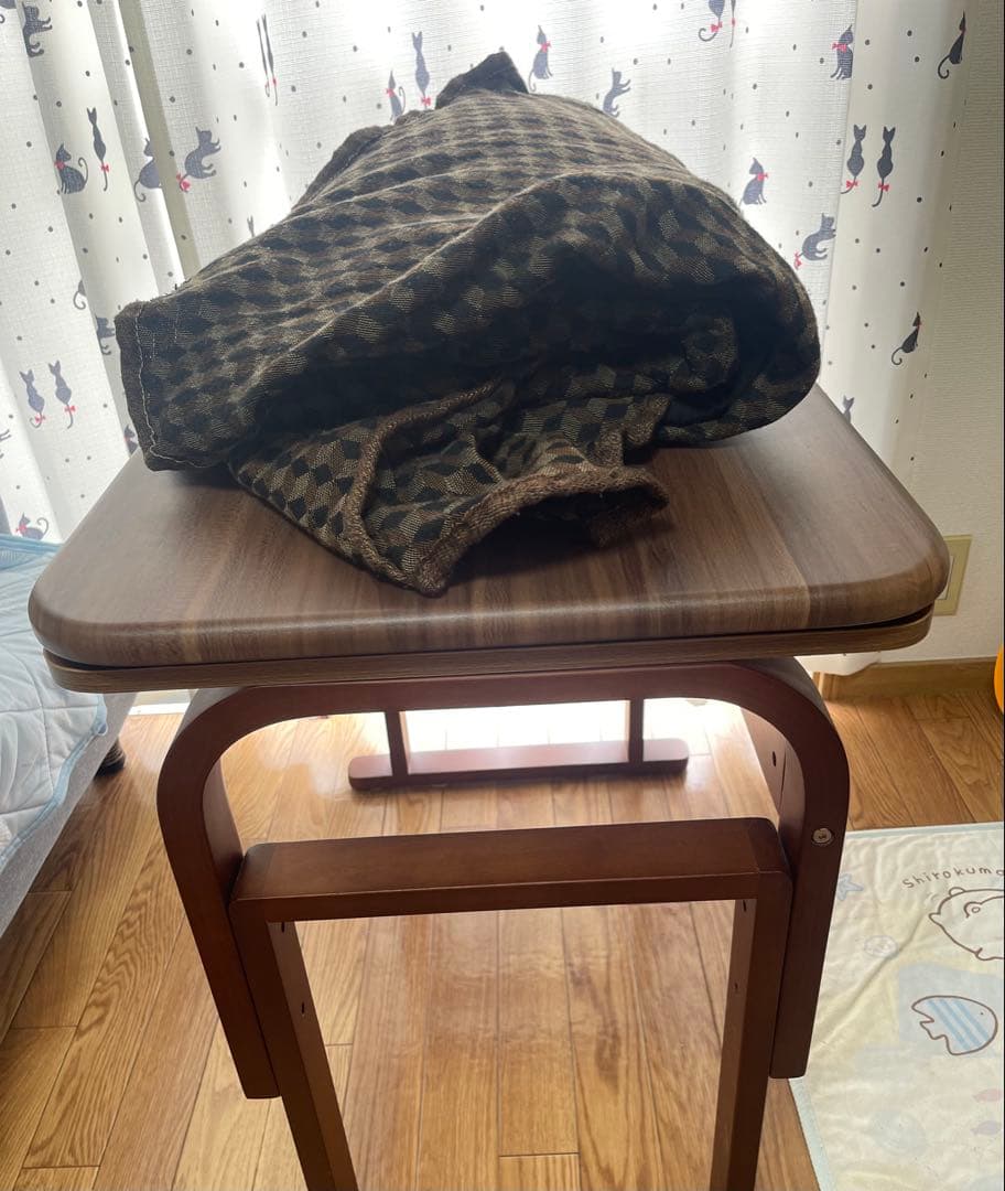 に*﻿様 テーブルセット　テーブルクロスおまけ　掛け布団付きこたつセット　1人暮