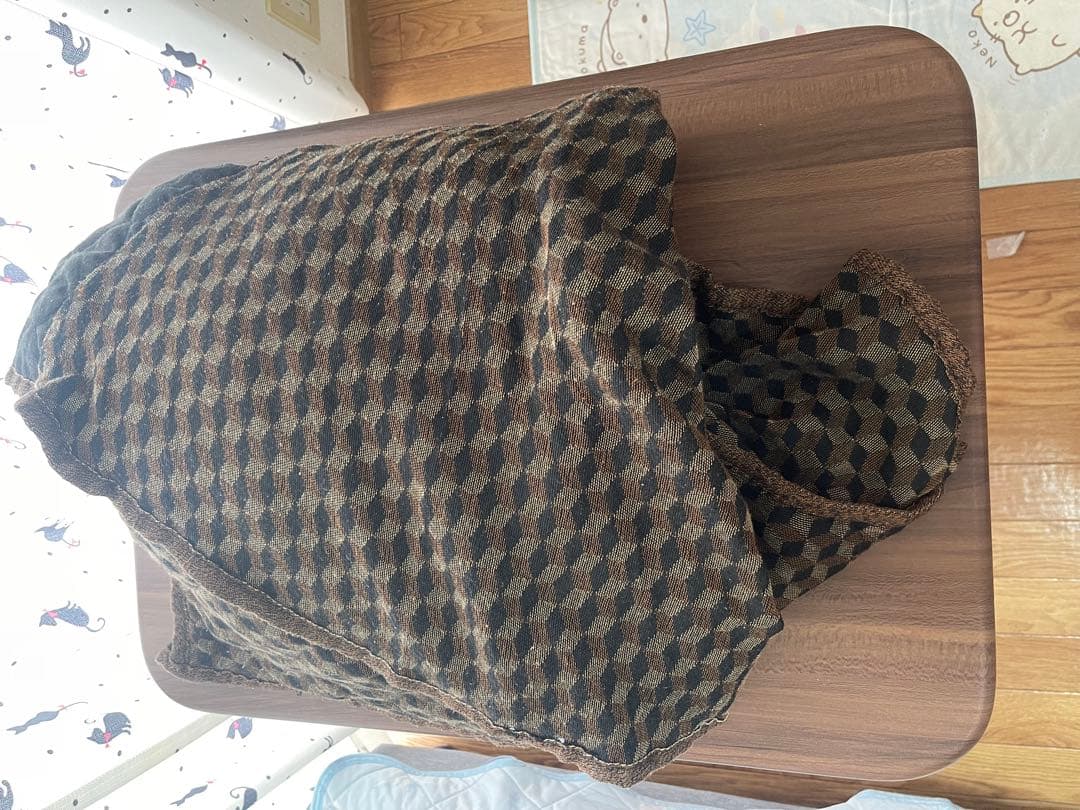 に*﻿様 テーブルセット　テーブルクロスおまけ　掛け布団付きこたつセット　1人暮