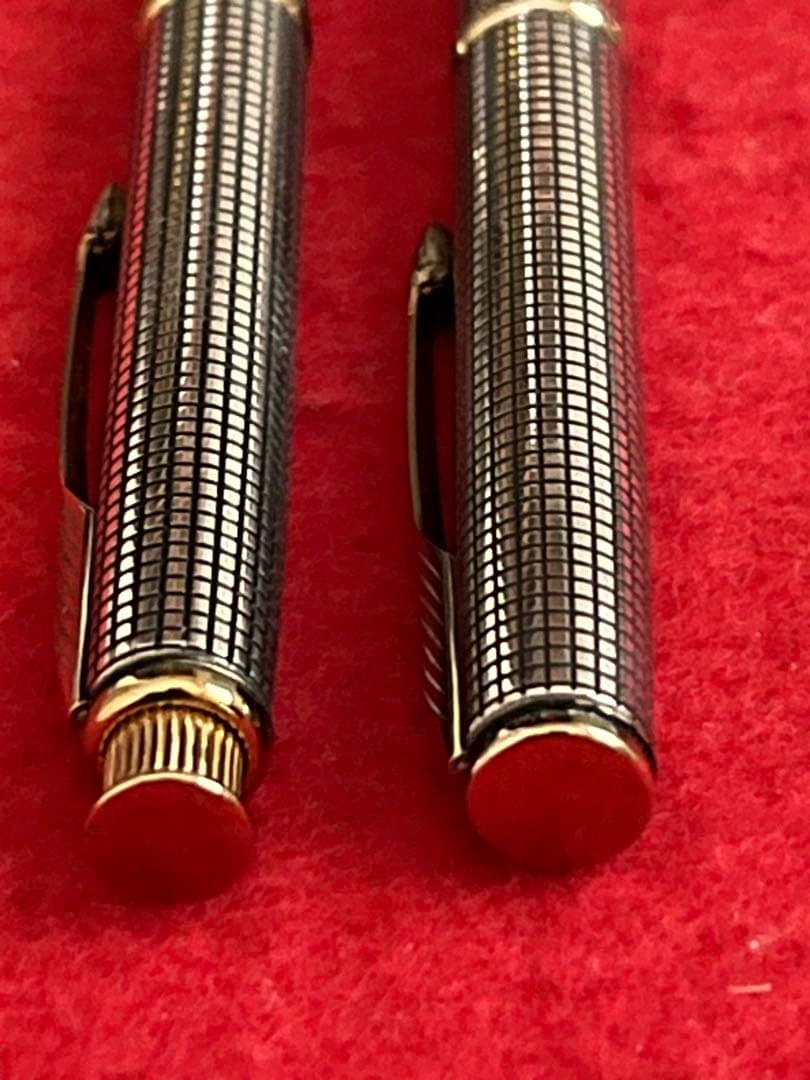 パーカーインシグニアボールペン&シャープペンシル❗️スターリングシルバー‼️ケース入