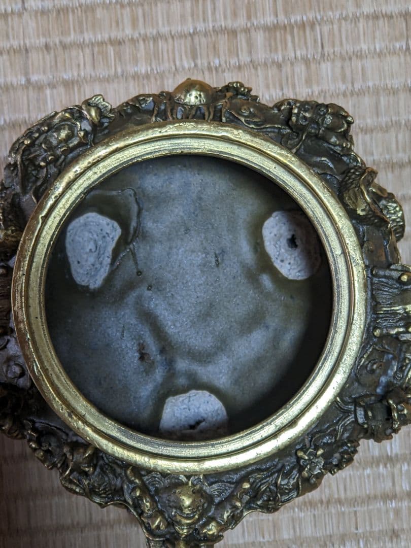 ♦中国 大明宣徳年製 蝋型細密 翡翠玉 龍文様 三足香炉 銅製 置物飾り 骨董品