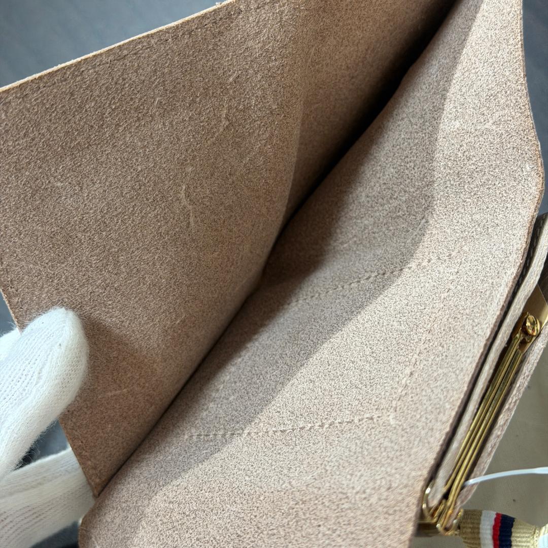 【新品未使用】イルビゾンテ 二つ折り がま口 財布 セット