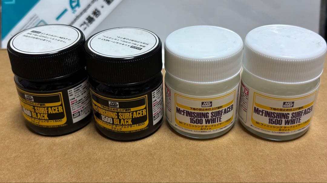 ガイアノーツフラットクリアー他+クレオスサーフェイサー1500+塗料瓶まとめ売り