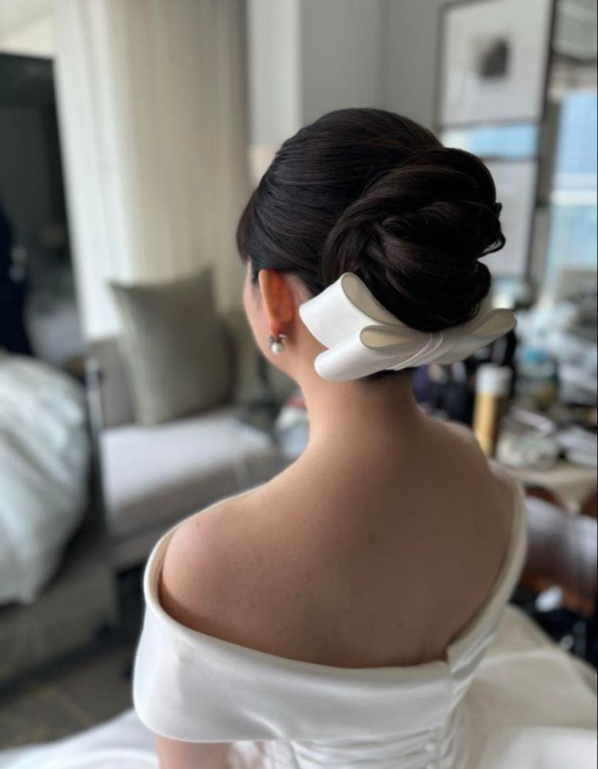 コロ　エマリーエ　エリザベート　9号　パニエ、ベール、グローブ