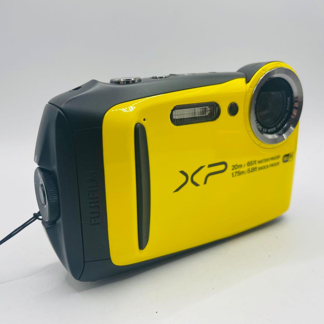 美品　FUJIFILM FinePix XP120 防水カメラ デジカメ