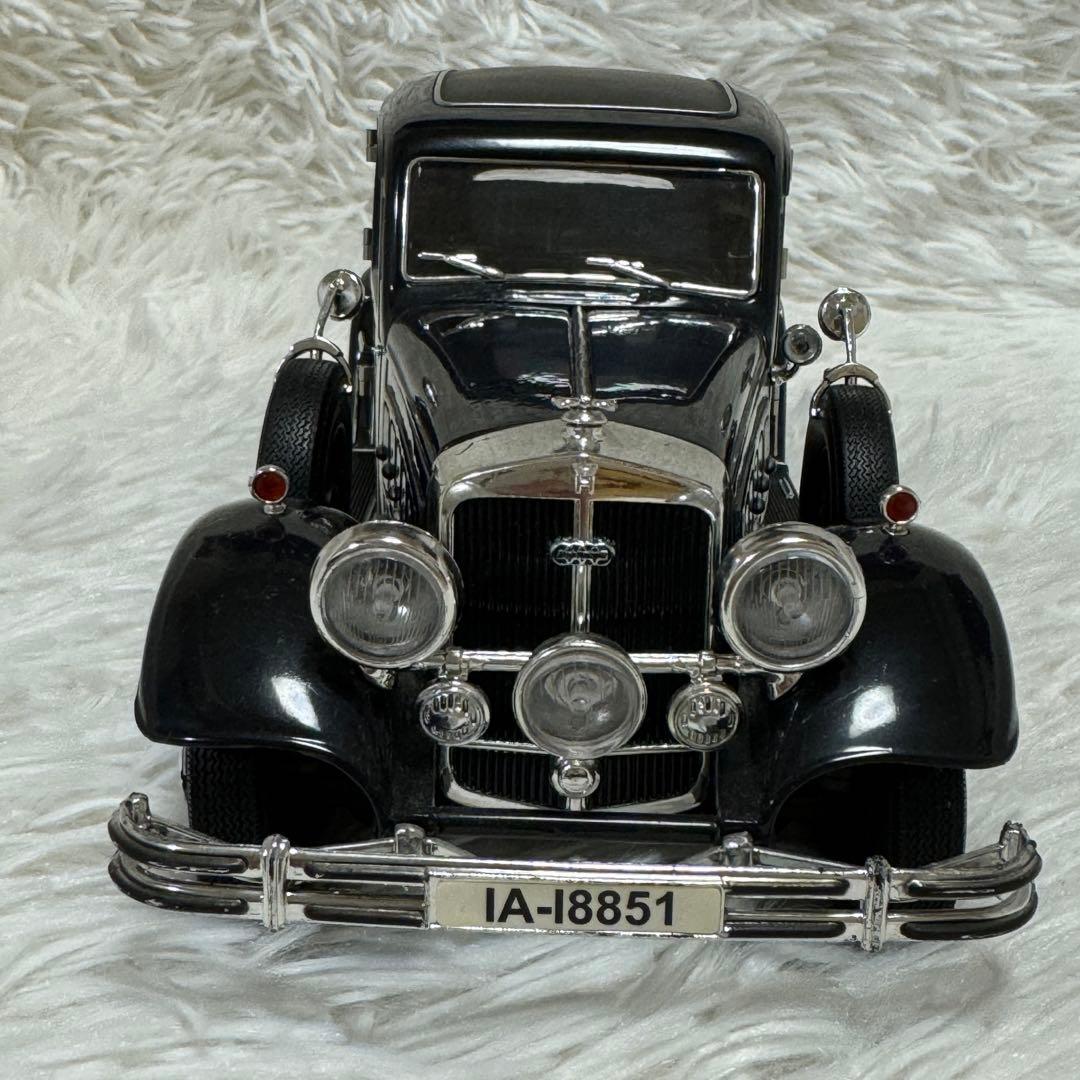 自動車模型 アメリカン HORCH 851 Pullman 1935 1/18