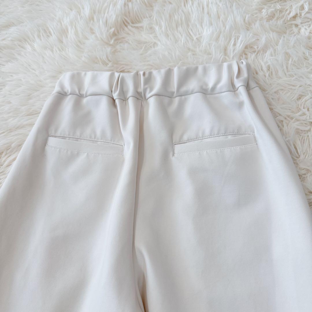 美品　OHGA　マシュマロパンツ　ミルク　XS