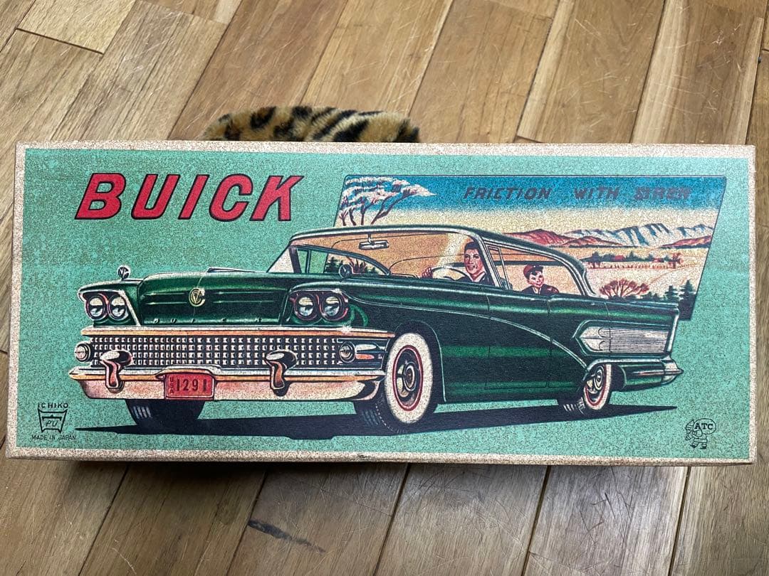 アサヒ玩具　ブリキ　BUICK 1957年モデル ミニカー