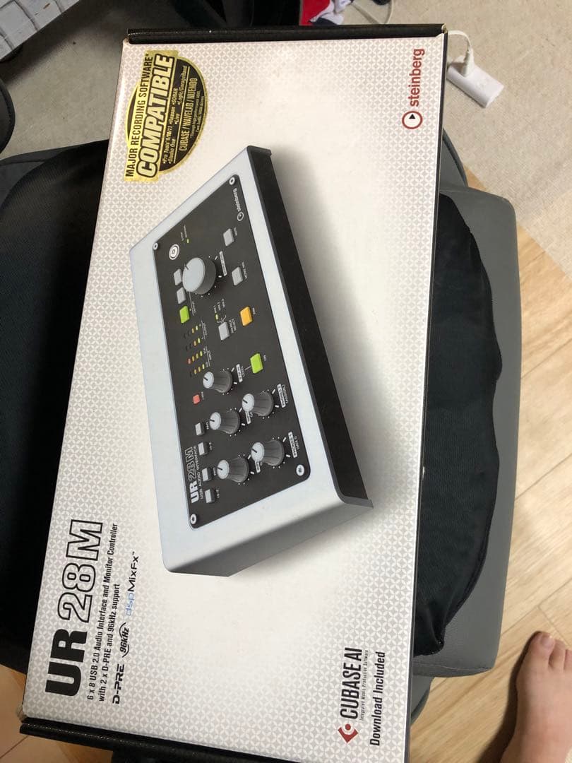 UR28M オーディオインターフェイス　Steinberg
