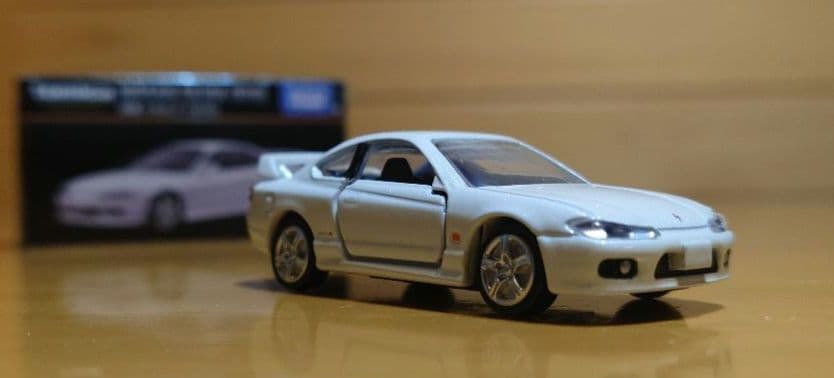タカラトミートミカプレミアム　日産シルビア(s15) ホワイトパール限定色　白色