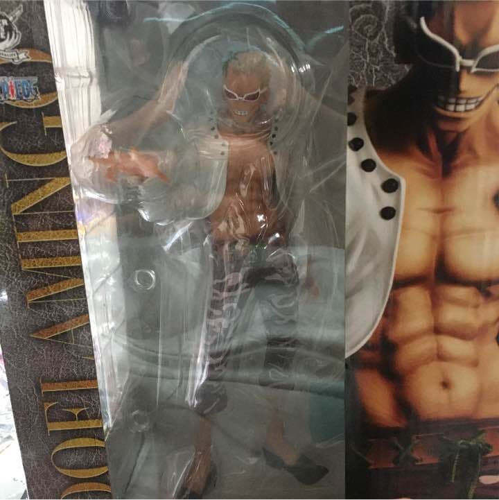 ワンピースフィギュアドフラミンゴ