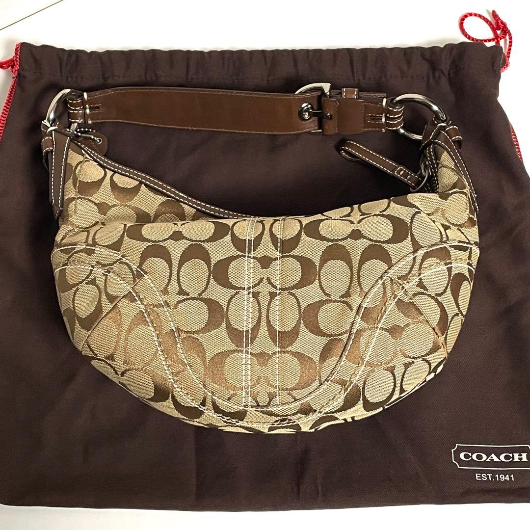 美品 COACH HalfMoon Accessory Pouch 10073